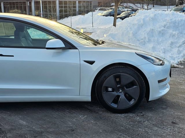 Used 2021 Tesla Model 3 Standard Range Plus image 6