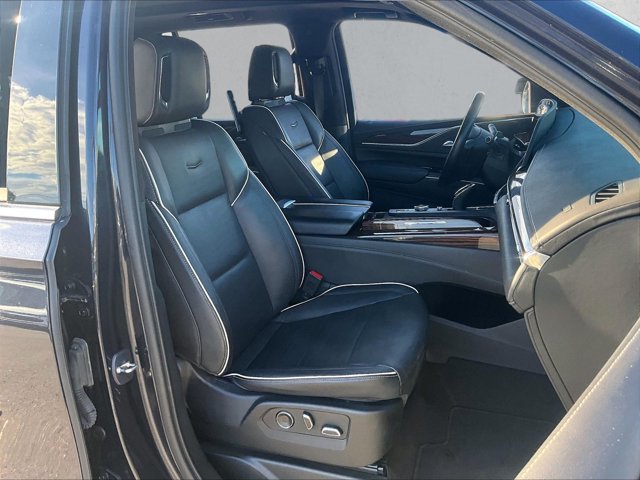 Certified 2023 Cadillac Escalade Premium Luxury RWD image 9