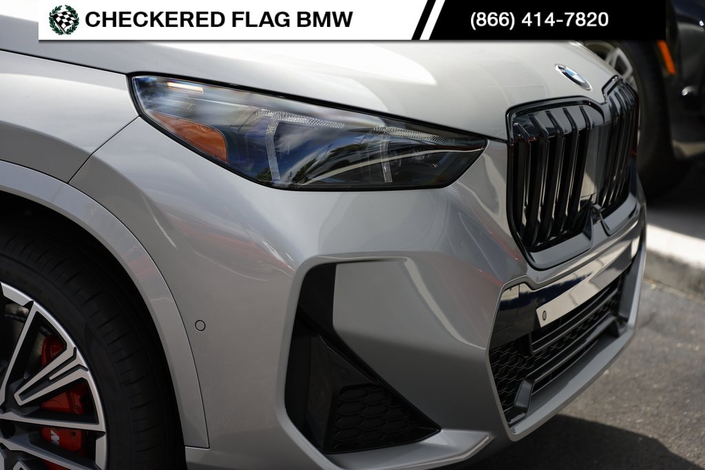 Used 2025 BMW X1 xDrive28i w/ Technology Package image 3