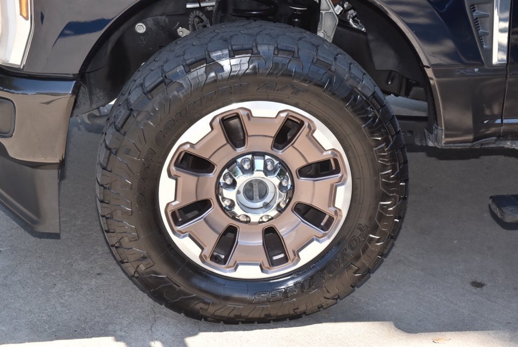 Certified 2025 Ford F250 King Ranch w/ FX4 Off-Road Package AWD/4WD image 40