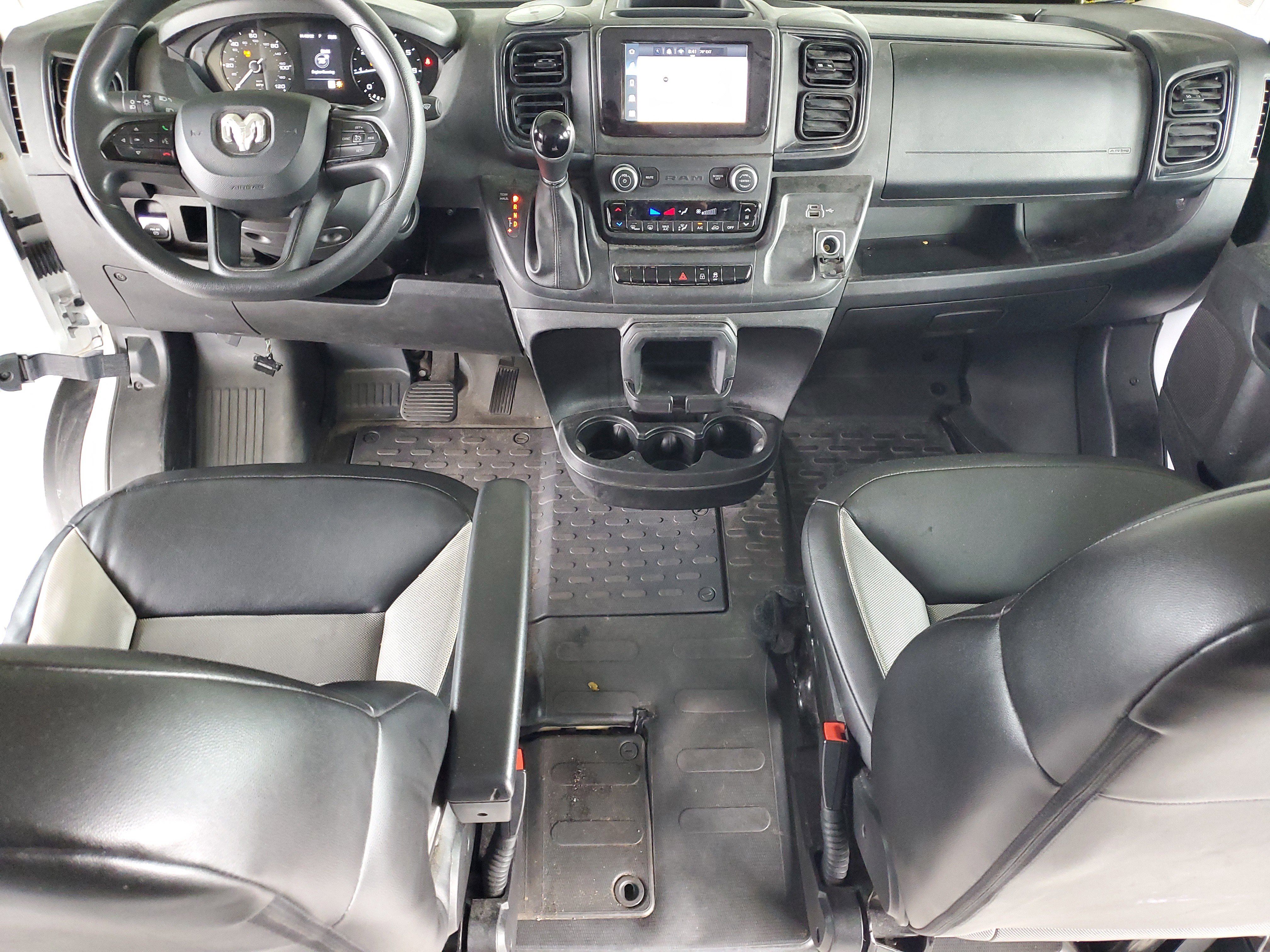 Used 2023 RAM ProMaster 2500 FWD image 11