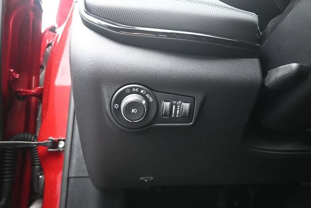 New 2026 Jeep Compass Latitude AWD/4WD image 17