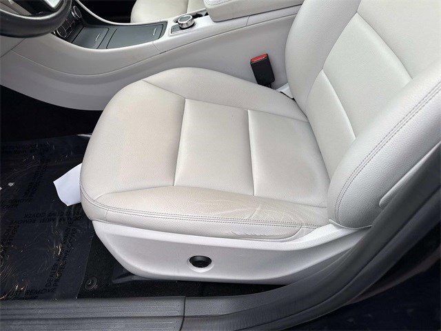 Used 2015 Mercedes-Benz GLA 250 4MATIC image 15