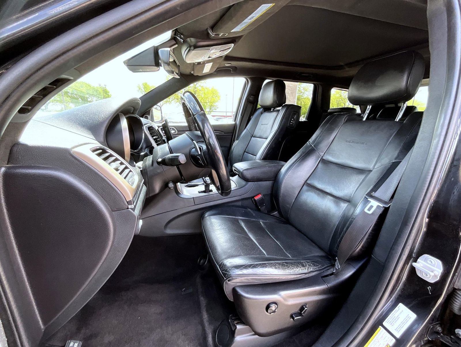 Used 2015 Jeep Grand Cherokee Summit w/ Platinum Series Group AWD/4WD image 11