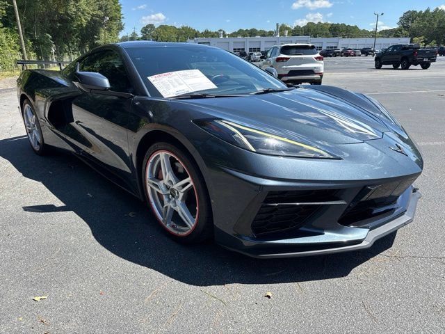 Used 2021 Chevrolet Corvette Stingray Coupe w/ Z51 Performance Package RWD image 7