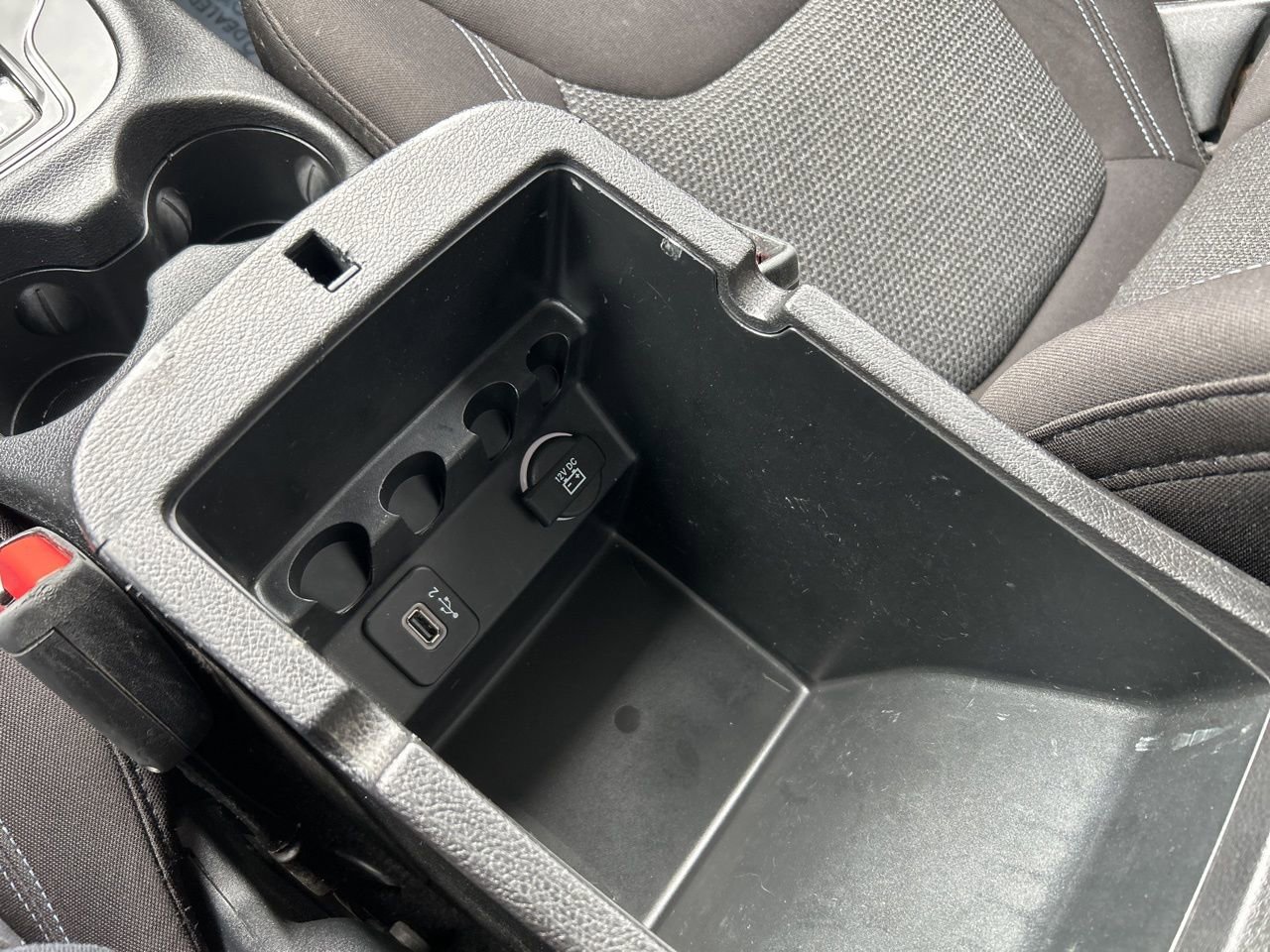 Used 2020 Jeep Cherokee Latitude image 19