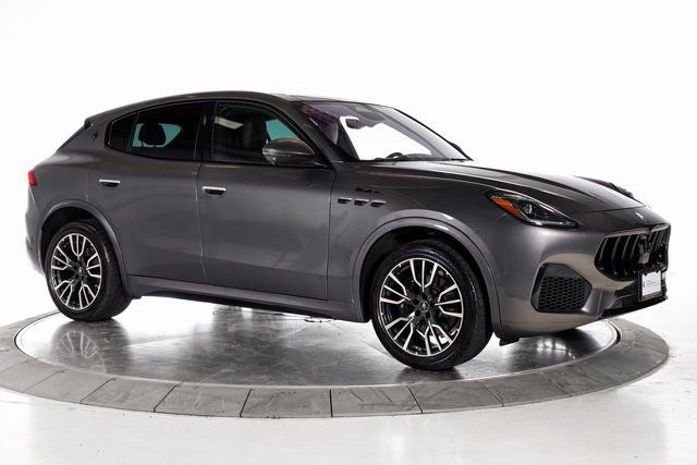 Used 2023 Maserati Grecale Modena AWD/4WD image 8