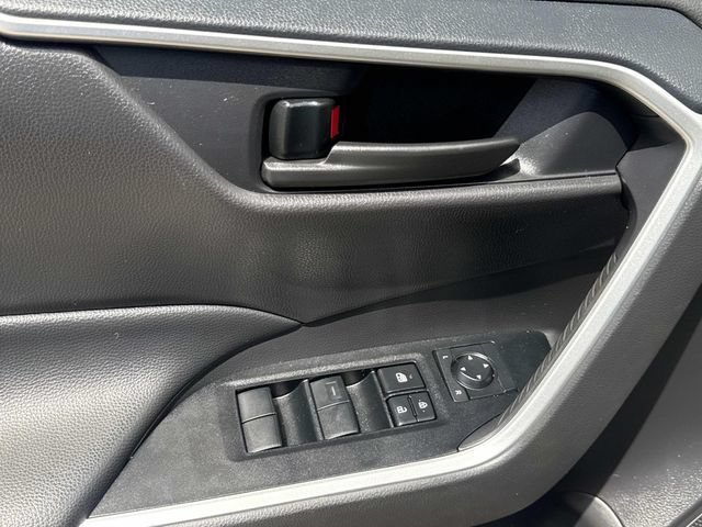 Used 2025 Toyota RAV4 LE FWD image 25
