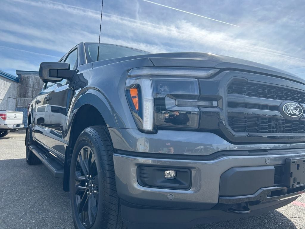 Used 2025 Ford F150 Lariat w/ Bed Utility Package AWD/4WD image 33