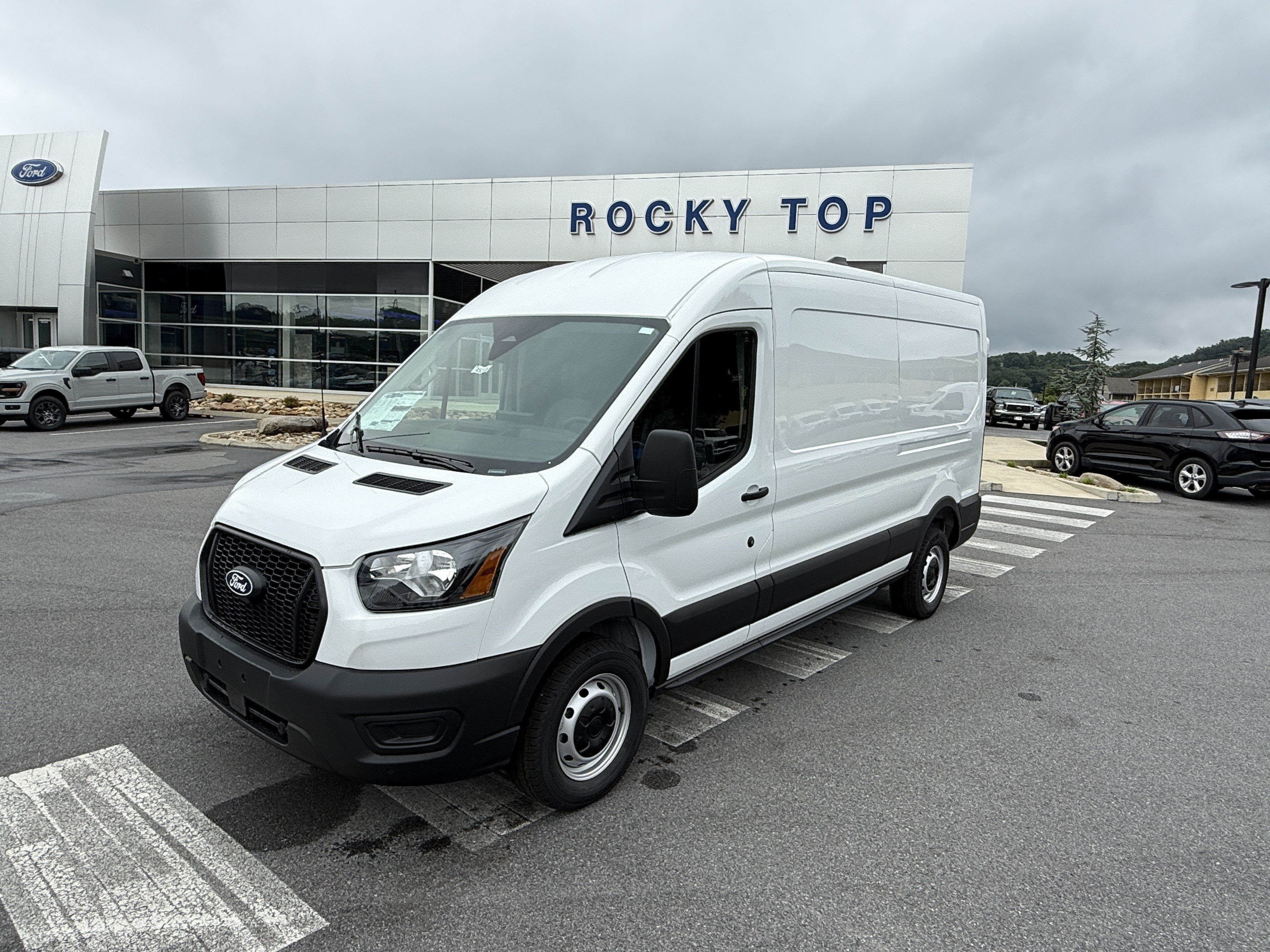 New 2026 Ford Transit 250 148 Medium Roof w/ Load Area Protection Package RWD image 1