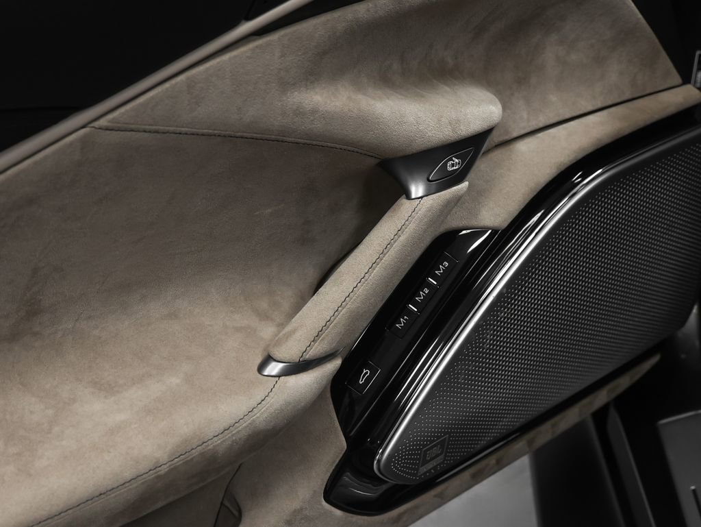 Used 2022 Ferrari Roma image 73