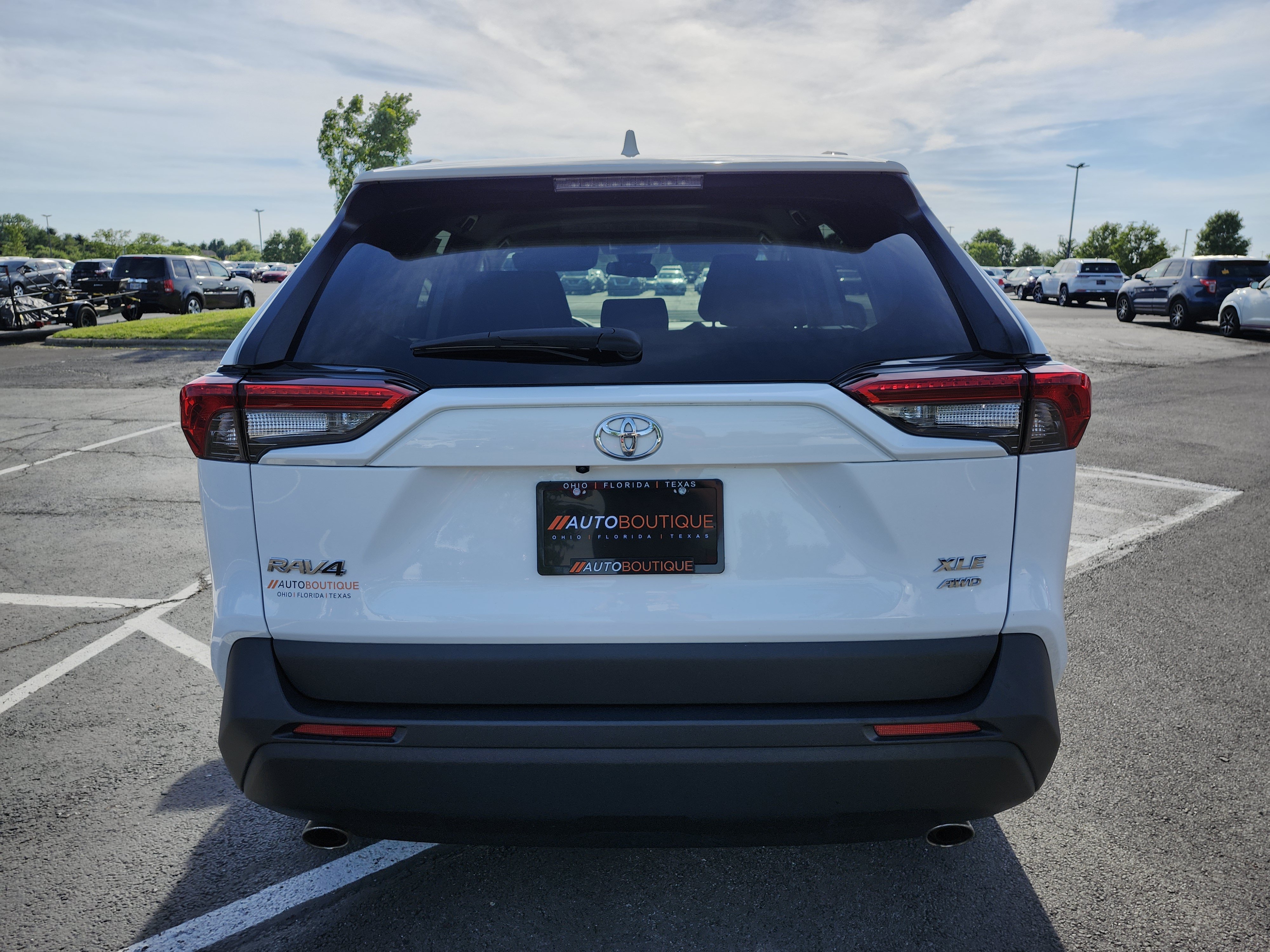Used 2024 Toyota RAV4 XLE AWD/4WD image 14