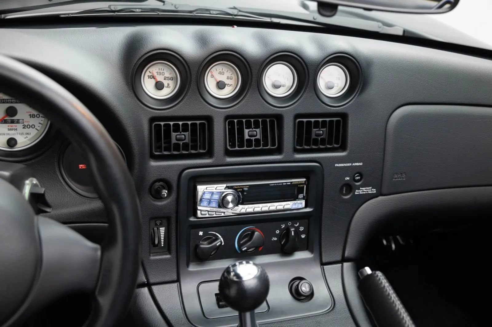 Used 2002 Dodge Viper RT/10 RWD image 28