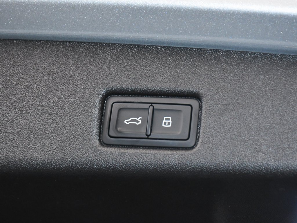Used 2025 Audi Q5 Premium Plus w/ Premium Plus AWD/4WD image 68
