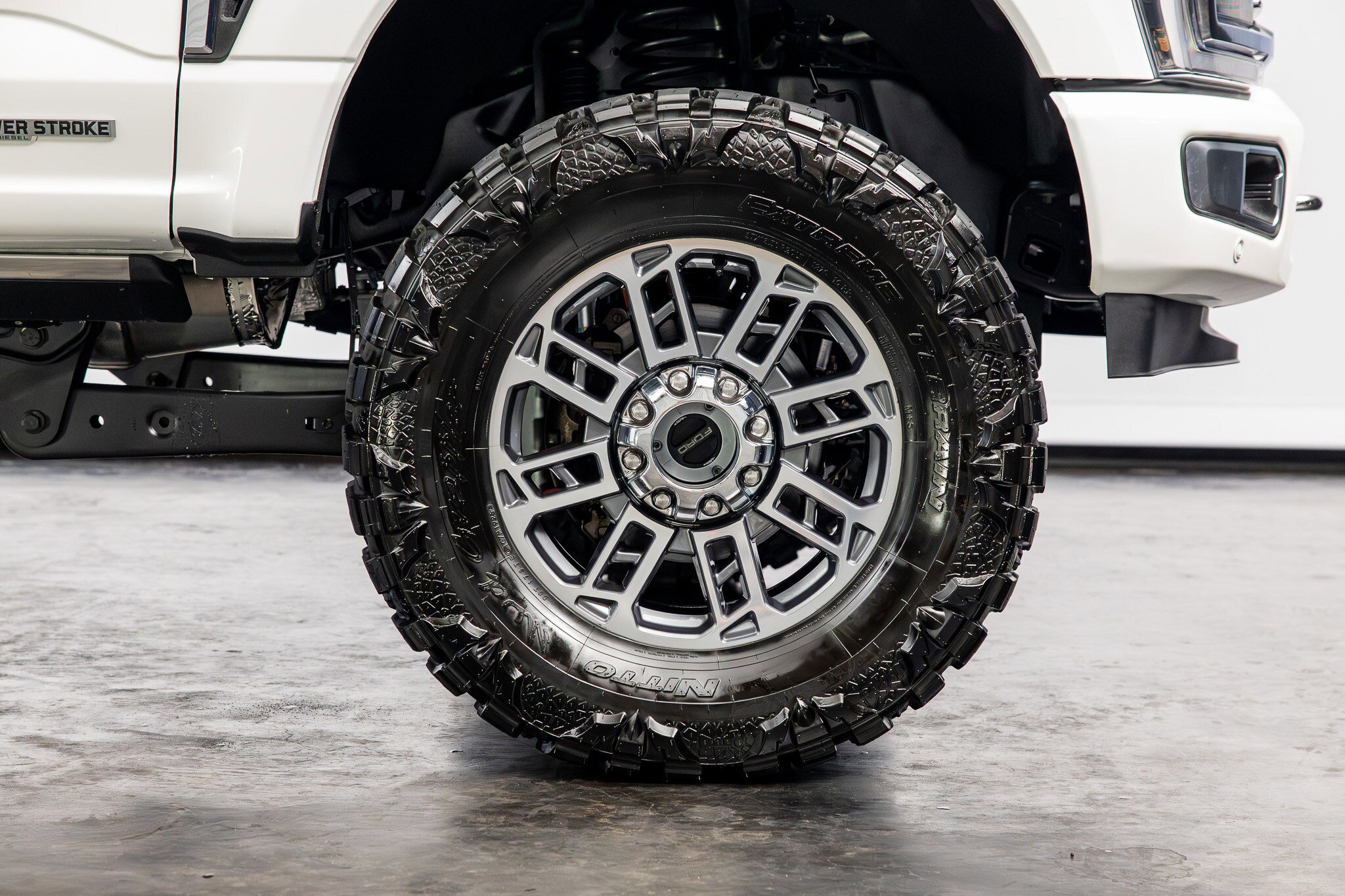 Used 2024 Ford F250 Limited w/ FX4 Off-Road Package AWD/4WD image 25