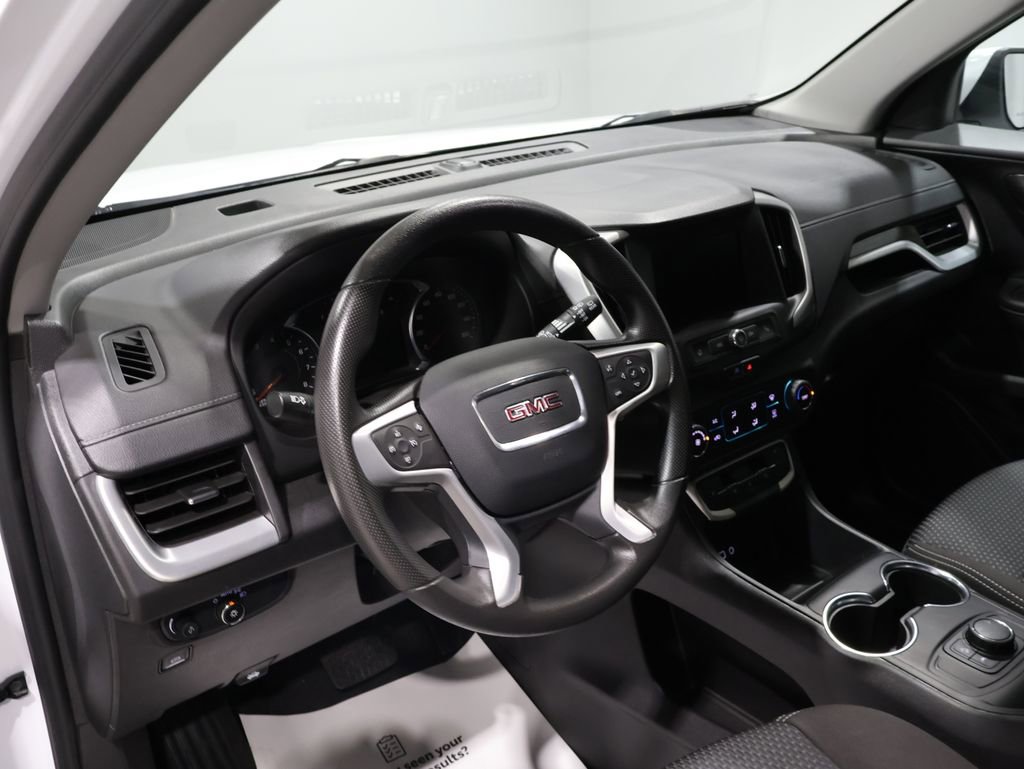 Used 2024 GMC Terrain SLE image 15