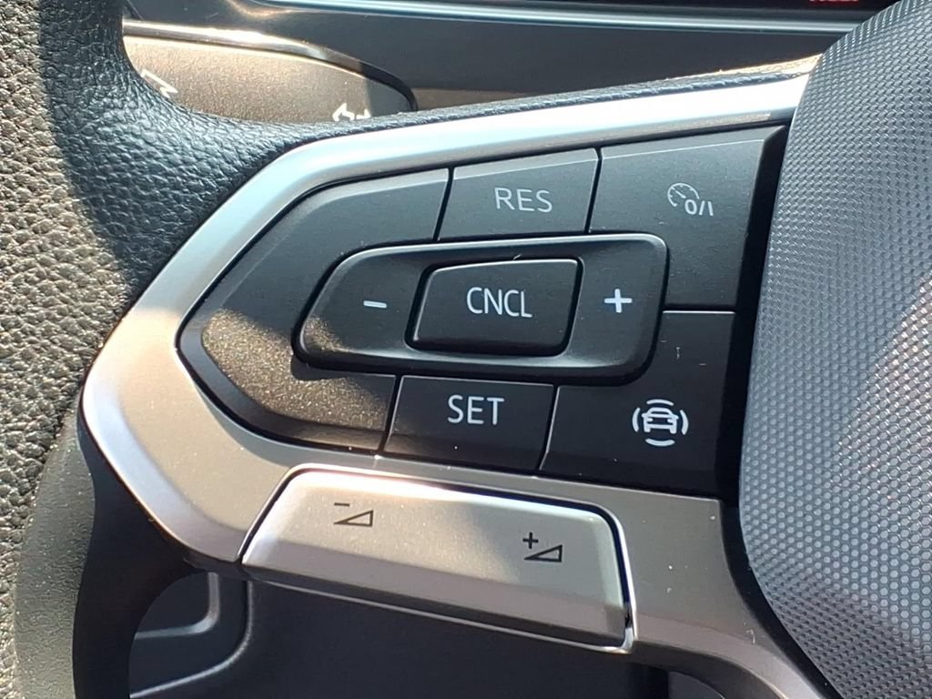 Used 2022 Volkswagen Tiguan S AWD/4WD image 11