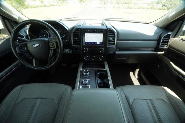 Used 2020 Ford Expedition Limited w/ Equipment Group 302A AWD/4WD image 11