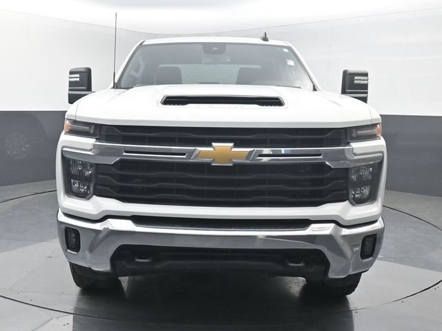 Used 2024 Chevrolet Silverado 2500 LT AWD/4WD image 11