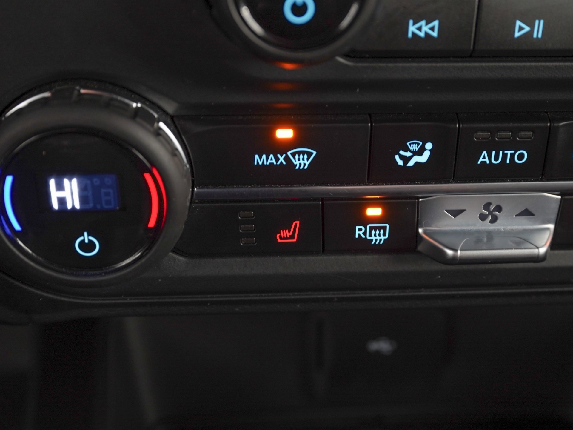 Used 2023 Ford Bronco Wildtrak image 22