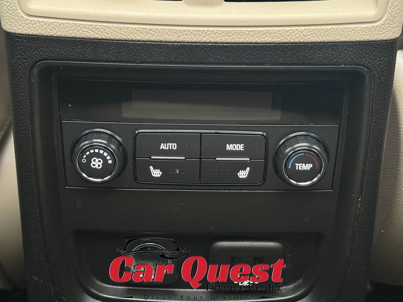 Used 2019 Buick Envision Essence image 21