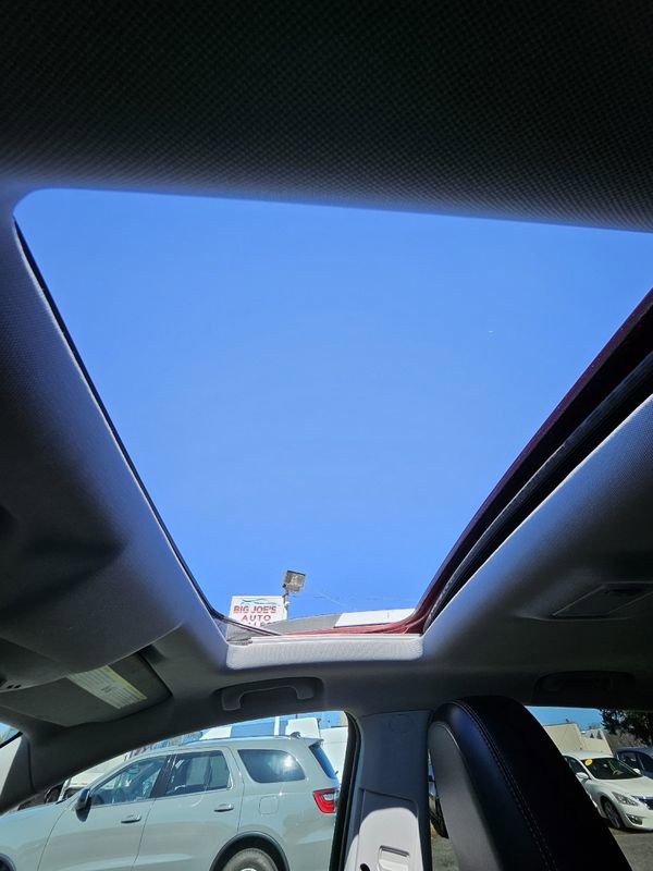 Used 2018 Chevrolet Trax LT w/ Sun & Sound Package image 23