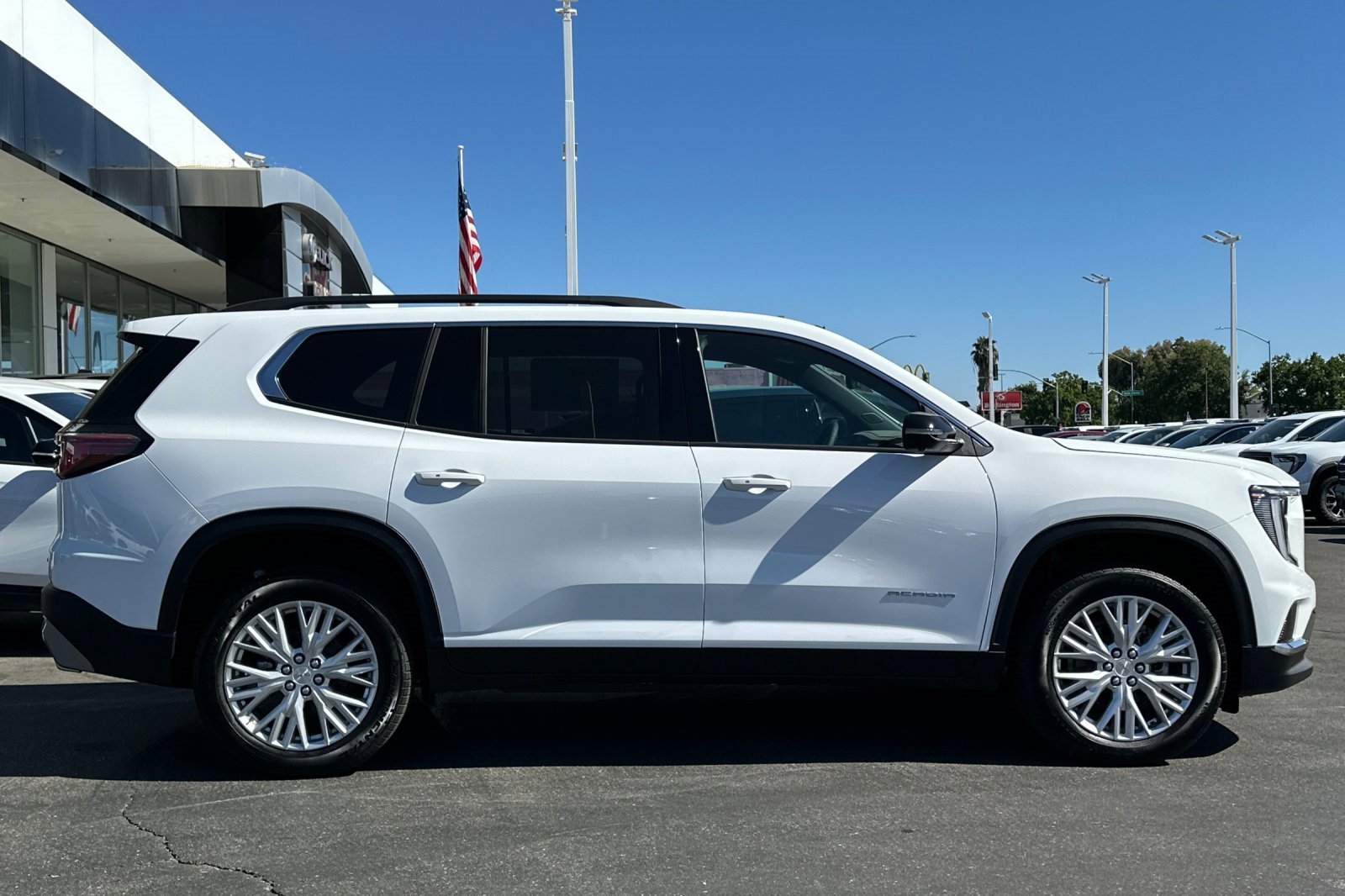 New 2026 GMC Acadia Elevation w/ Elevation Premium Package image 4