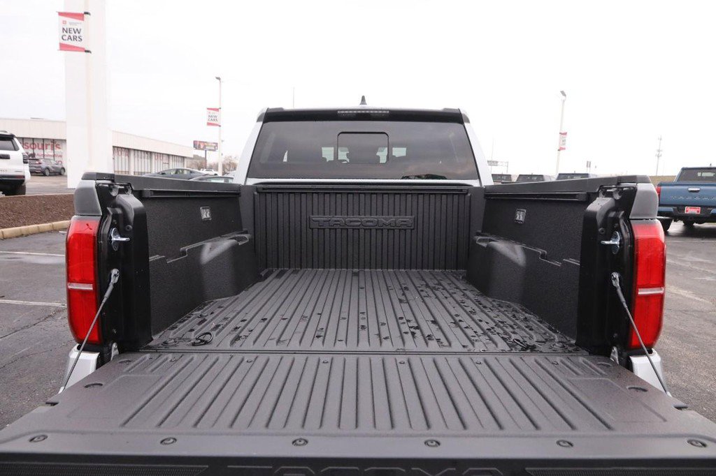 New 2026 Toyota Tacoma SR5 image 7