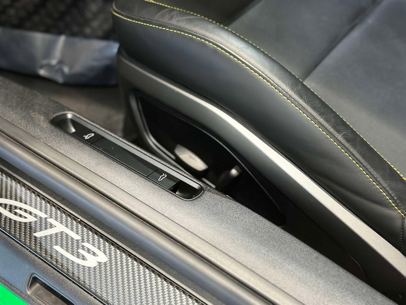 Certified 2022 Porsche 911 GT3 image 16