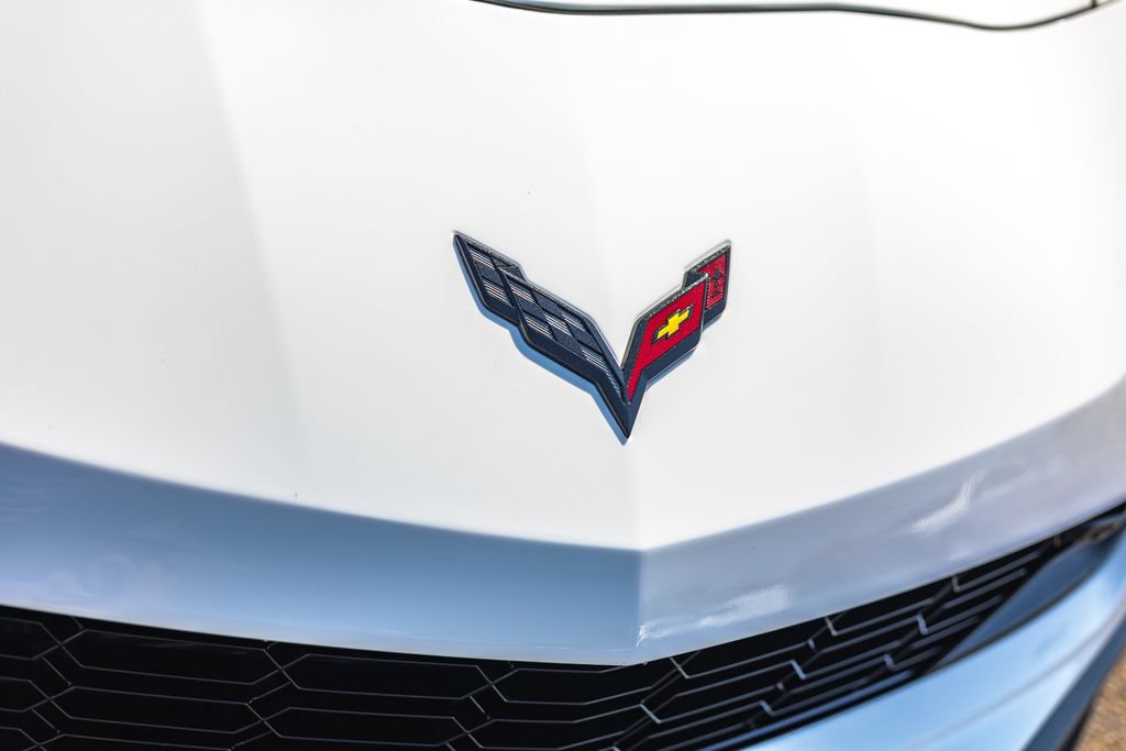Used 2016 Chevrolet Corvette Z06 w/ 3LZ Preferred Equipment Group RWD image 4