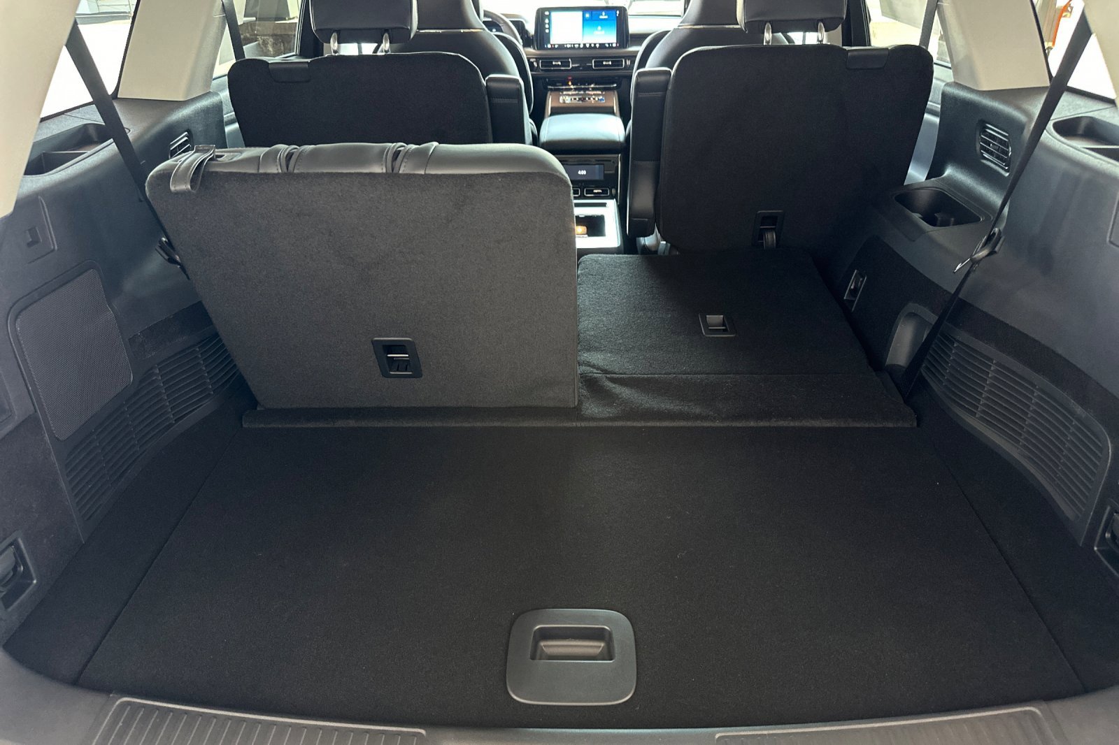 New 2025 Lincoln Aviator Reserve w/ Luxury Package image 14