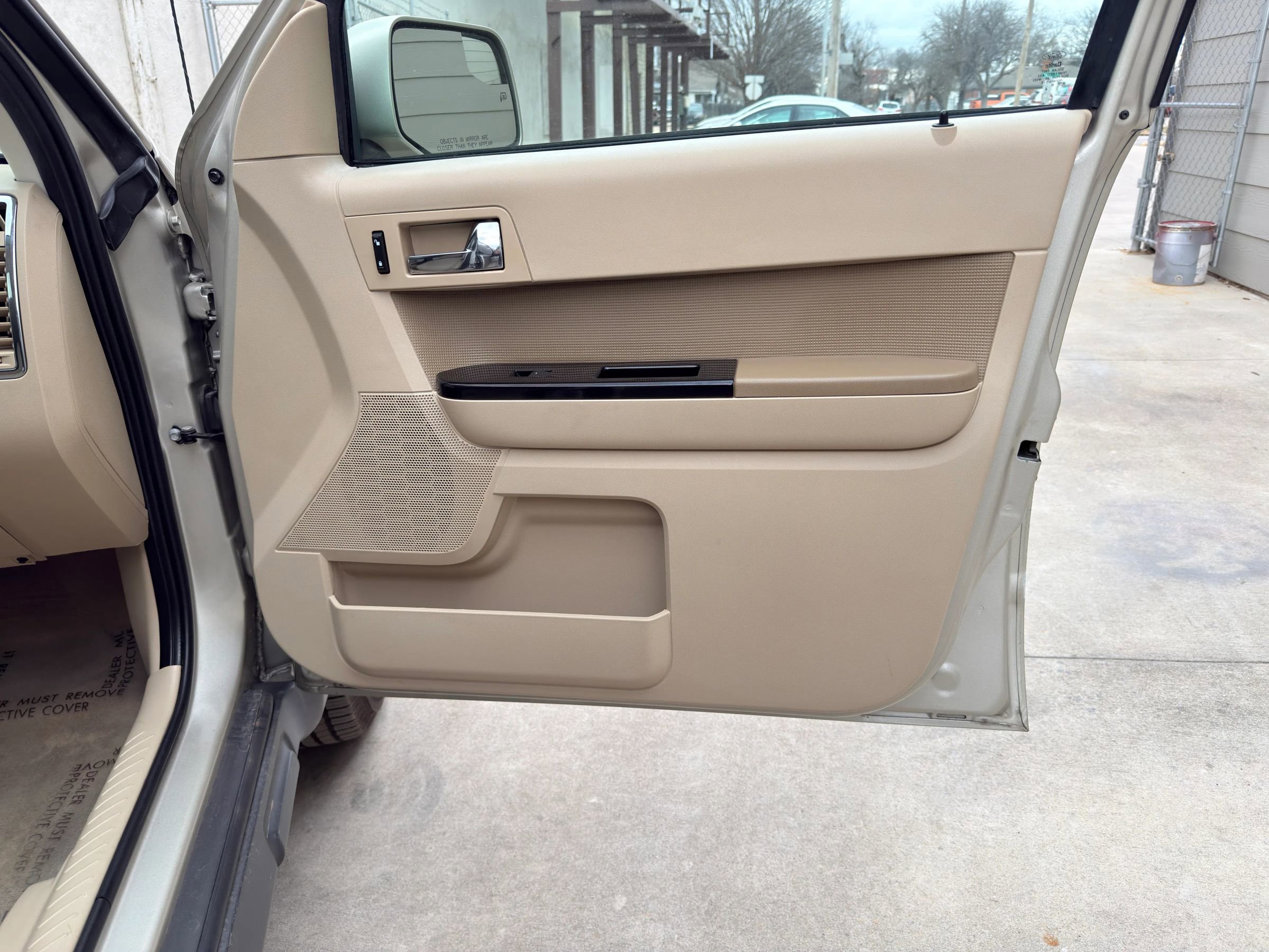 Used 2012 Ford Escape Limited AWD/4WD image 27