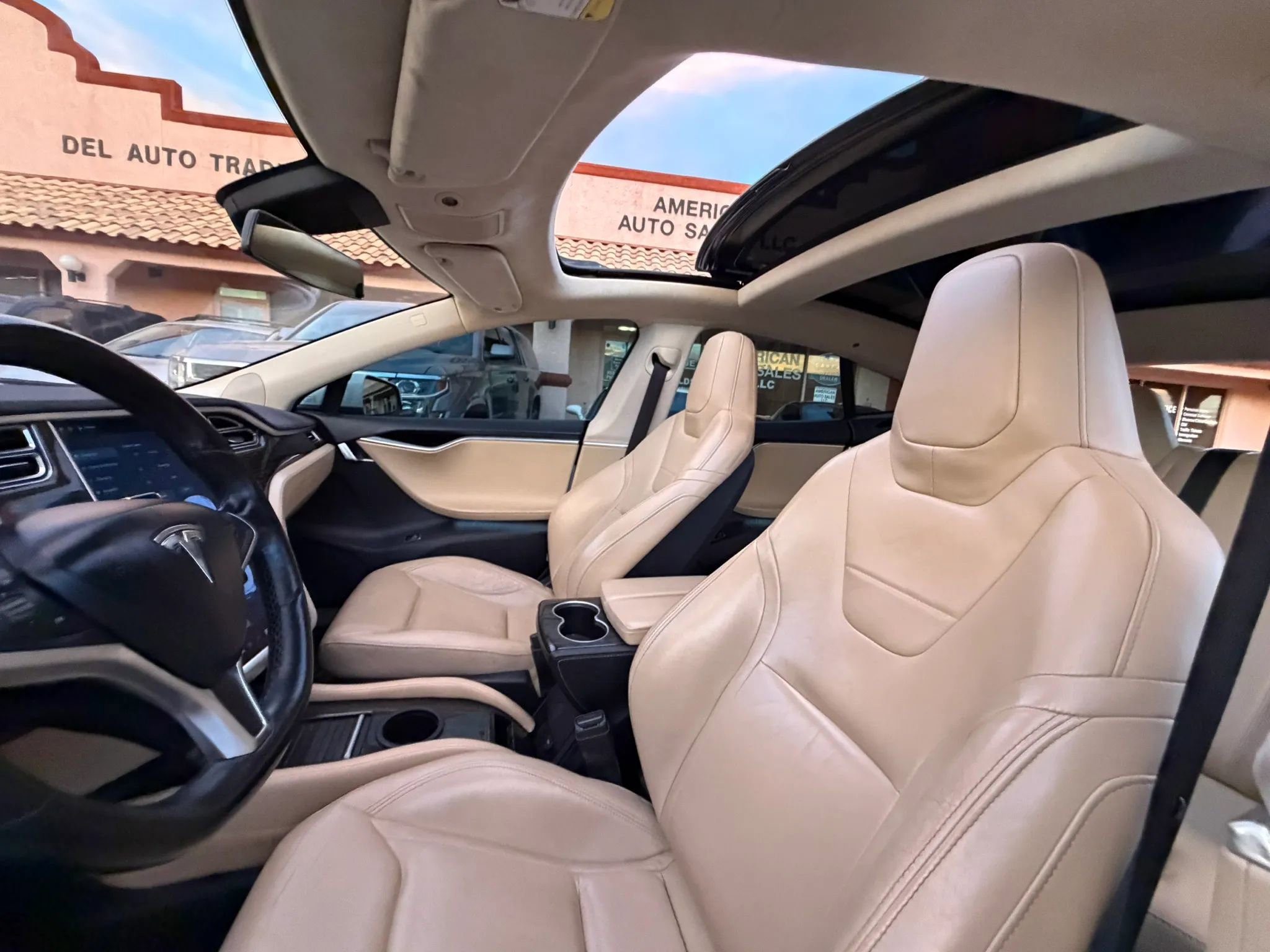 Used 2016 Tesla Model S 70D image 17