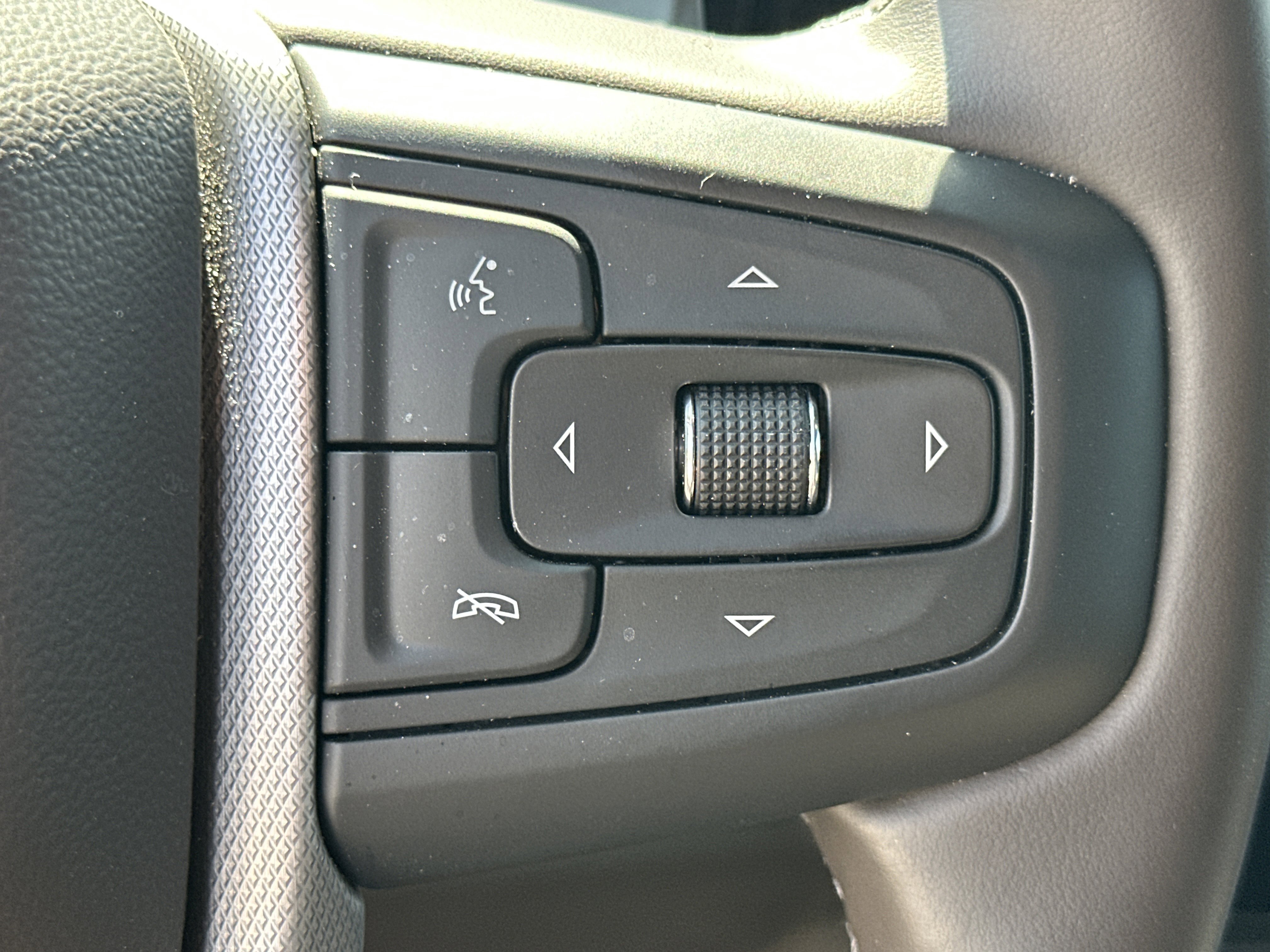Used 2025 GMC Sierra 1500 Denali image 23