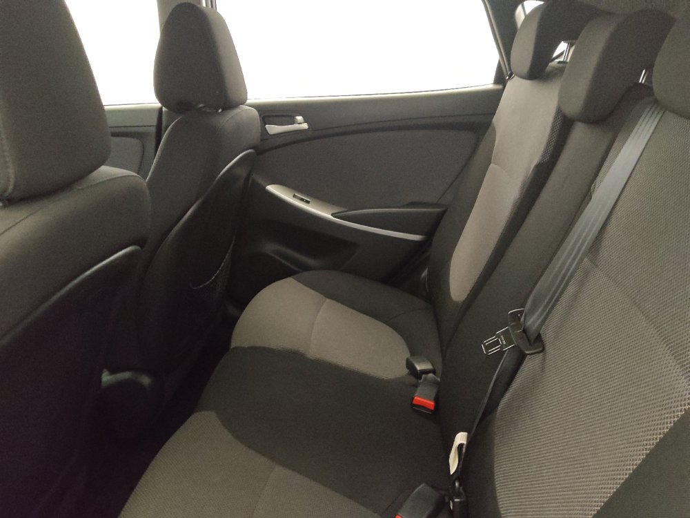 Used 2014 Hyundai Accent GS FWD image 18