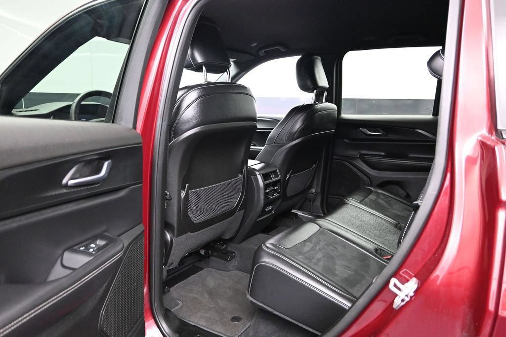 Used 2025 Jeep Grand Cherokee Altitude AWD/4WD image 20