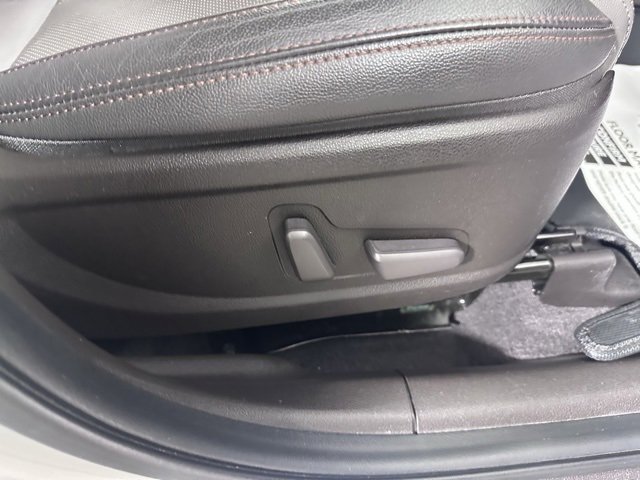 Used 2020 Hyundai Santa Fe SEL image 11