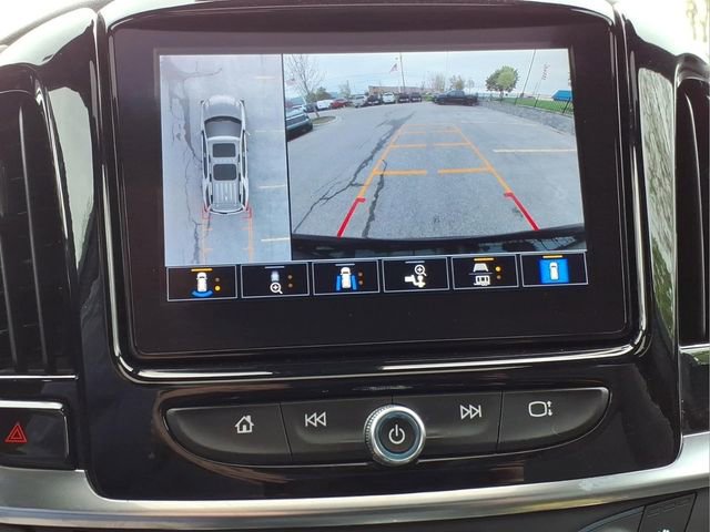 Used 2023 Chevrolet Traverse Premier w/ Redline Edition AWD/4WD image 26