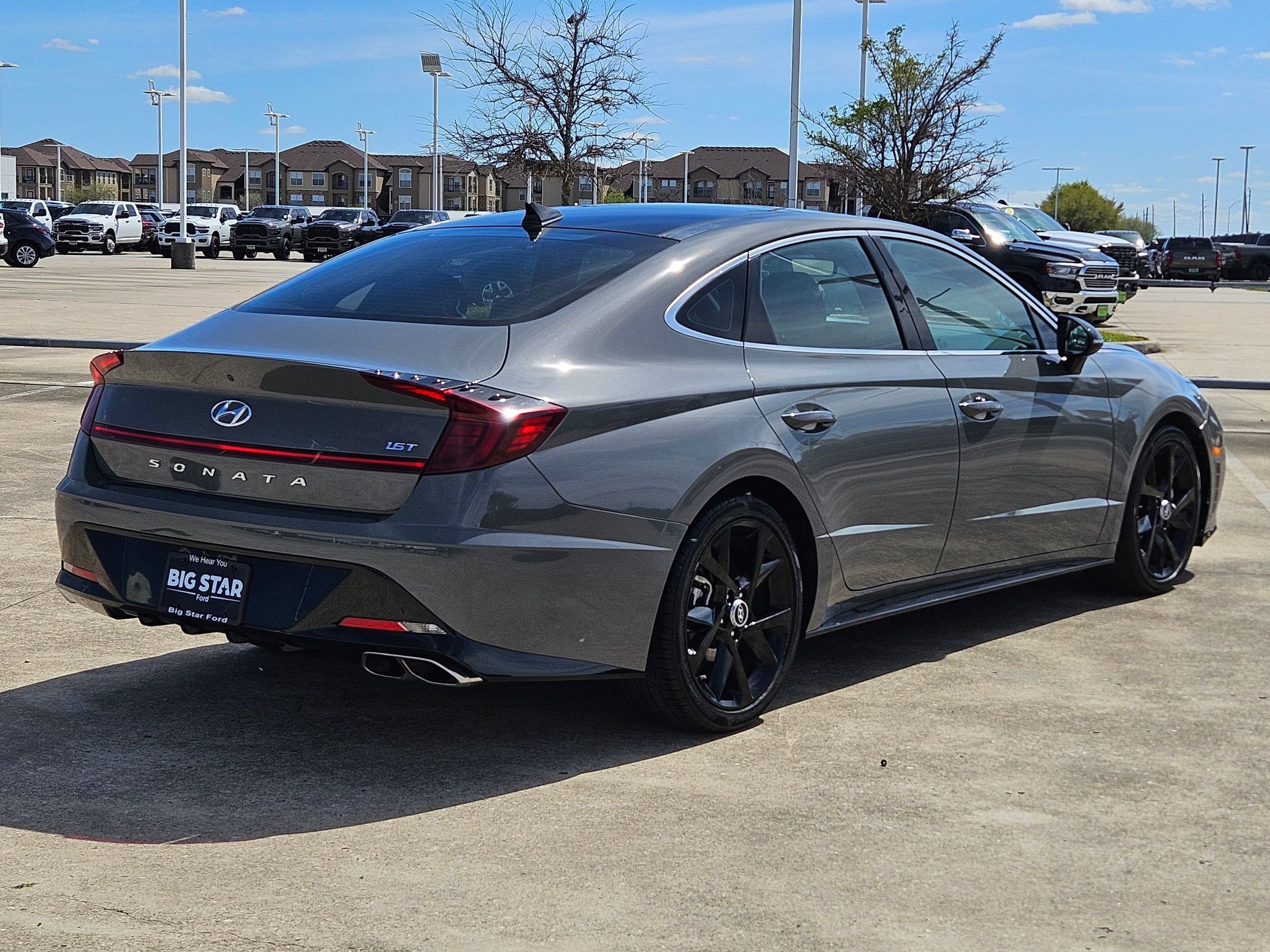 Used 2022 Hyundai Sonata SEL Plus w/ Cargo Package image 3