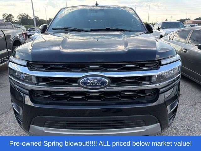 Used 2023 Ford Expedition Limited AWD/4WD image 2