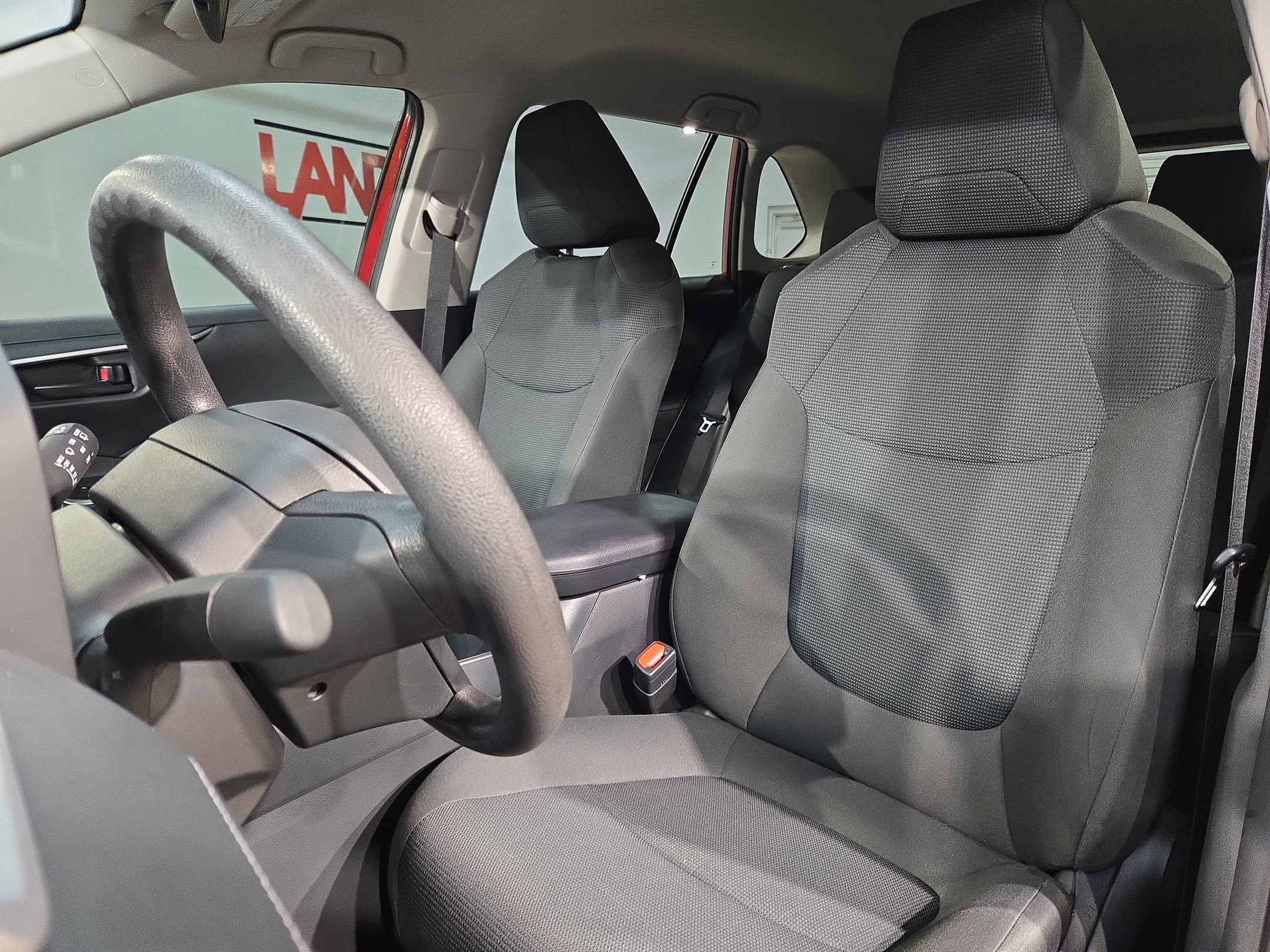 Certified 2025 Toyota RAV4 LE FWD image 23