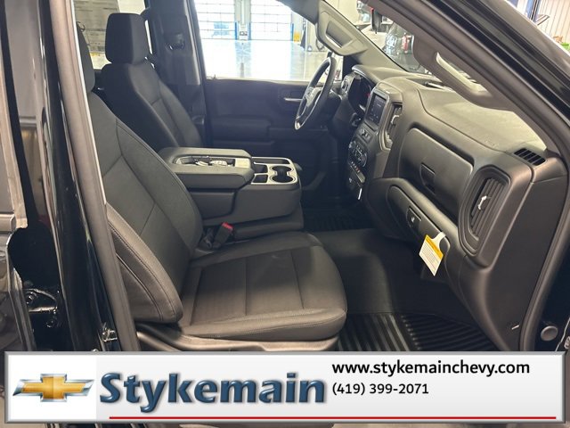 New 2026 Chevrolet Silverado 1500 Custom w/ Turbomax Blackout Package image 20