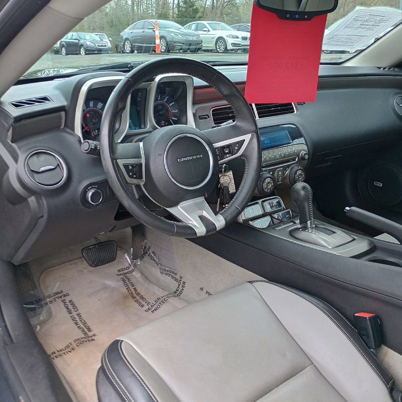 Used 2011 Chevrolet Camaro LT w/ RS Package RWD image 9