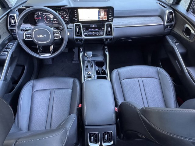 Used 2023 Kia Sorento X-Line EX image 20