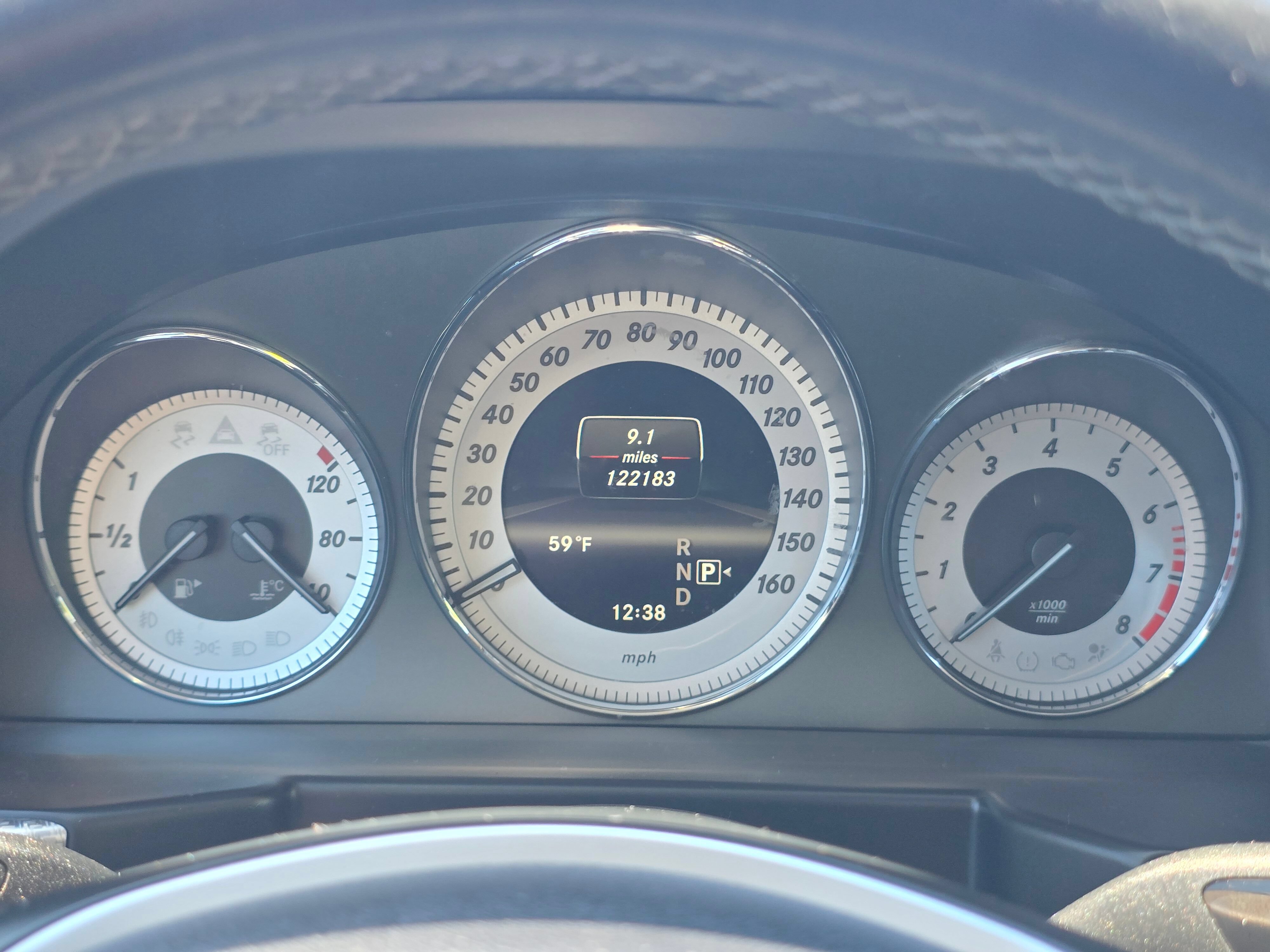 Used 2013 Mercedes-Benz GLK 350 4MATIC image 27