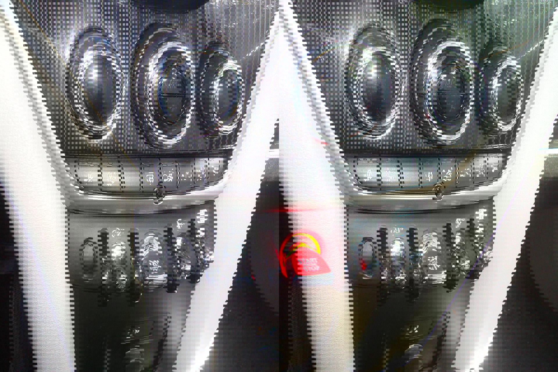 Used 2022 MINI Cooper Countryman S w/ Premium Package image 21