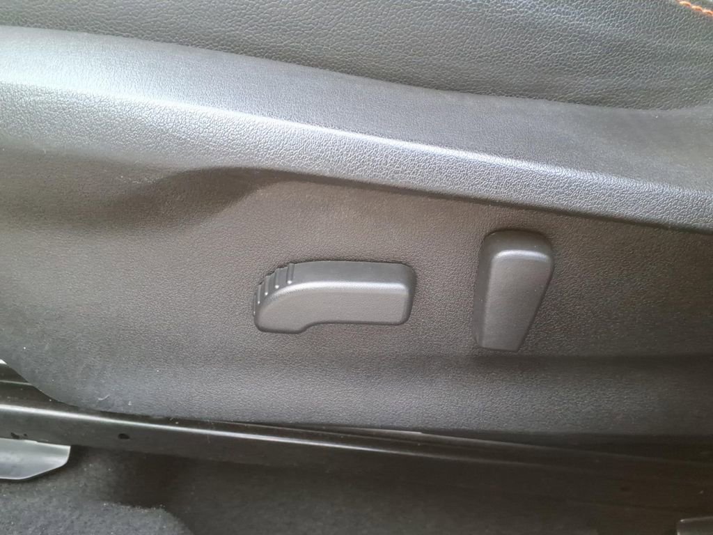 Used 2022 Subaru Crosstrek 2.5i Limited image 9