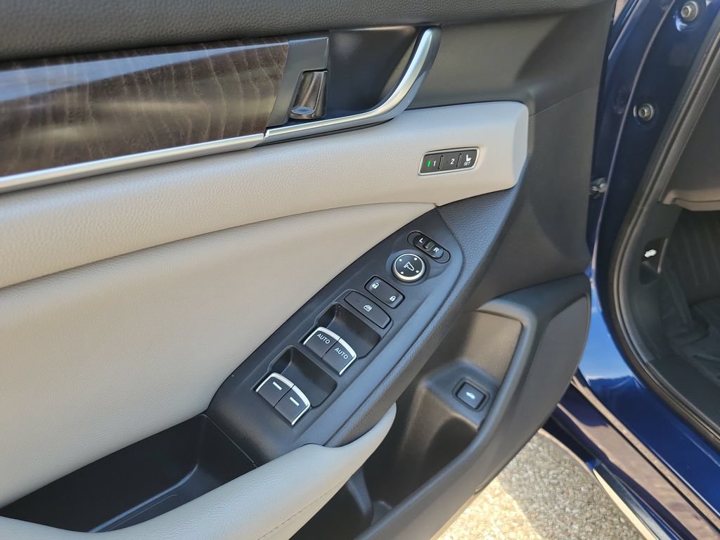 Used 2020 Honda Accord EX-L image 21