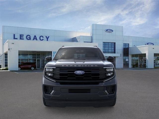 New 2026 Ford Expedition Active image 6