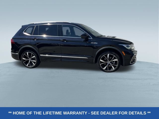 Used 2022 Volkswagen Tiguan SEL R-Line AWD/4WD image 2